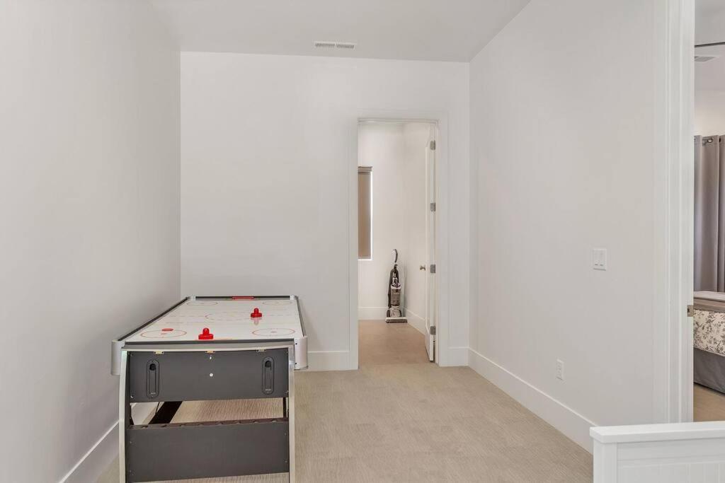 Villa 17 - 4 Bedroom! Year Round Heated Pool & Hot Tub! Games! Golf! Tennis! Saint George Extérieur photo